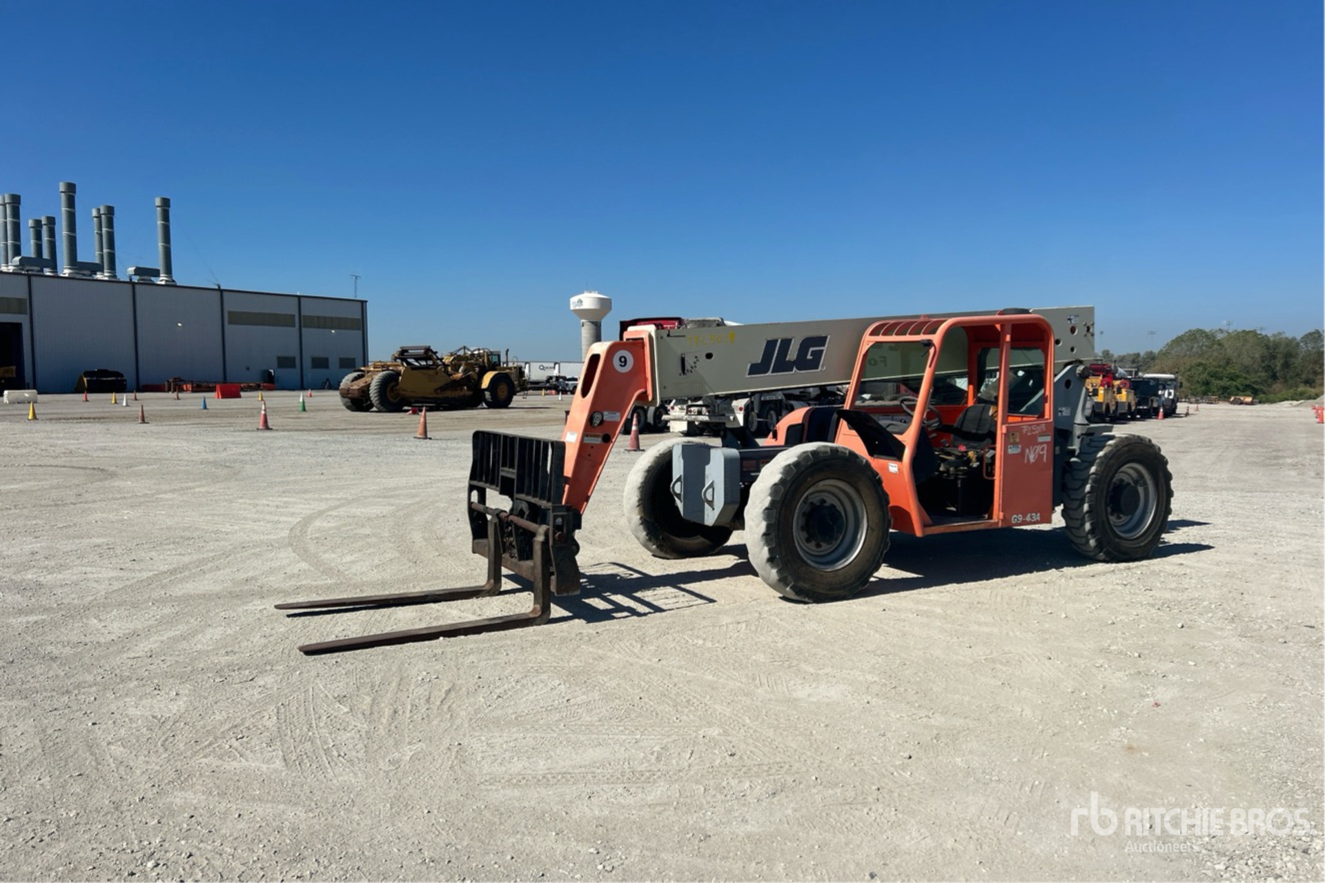2006 JLG G9-43A