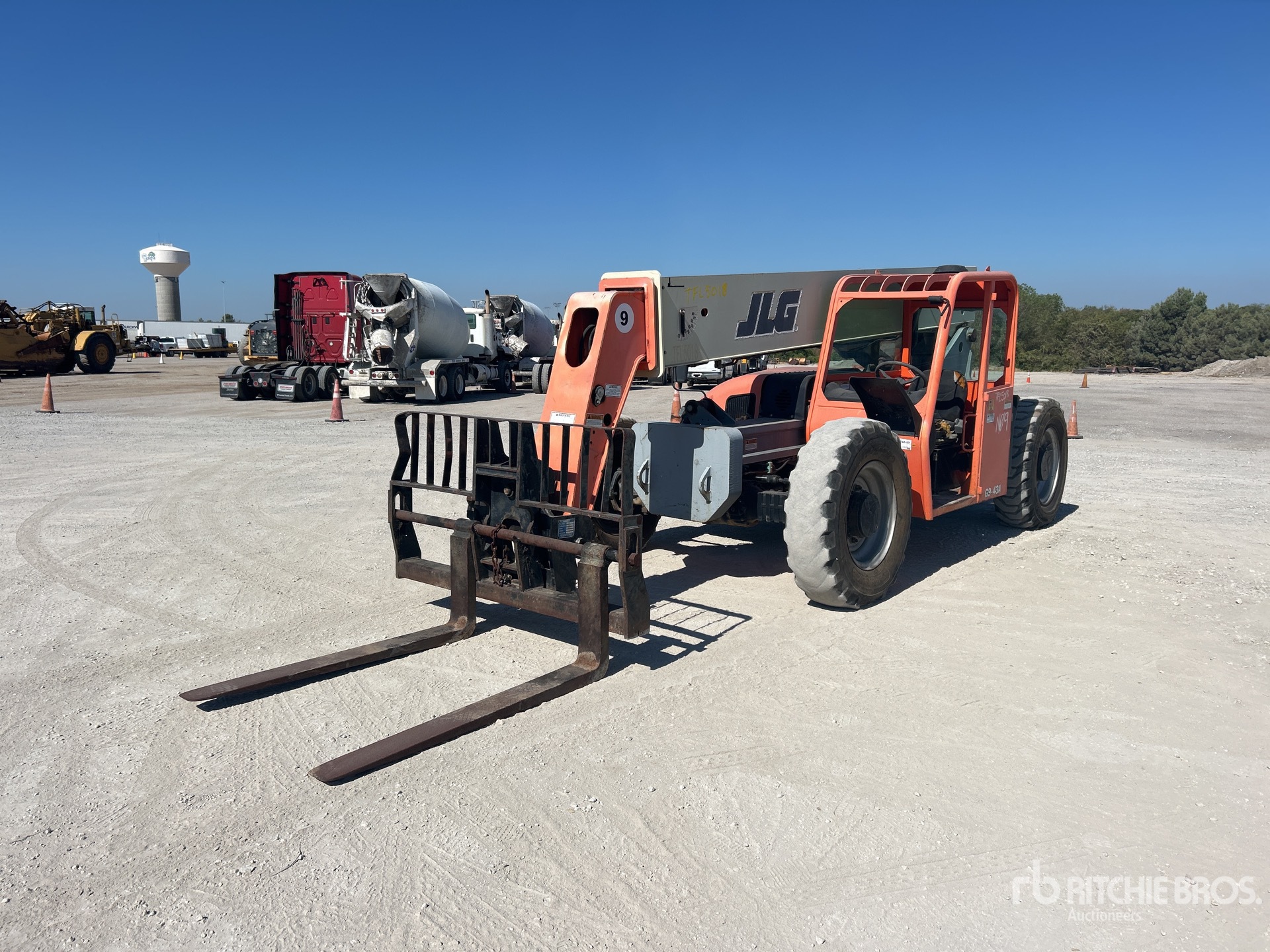Photo of 2006 JLG G9-43A
