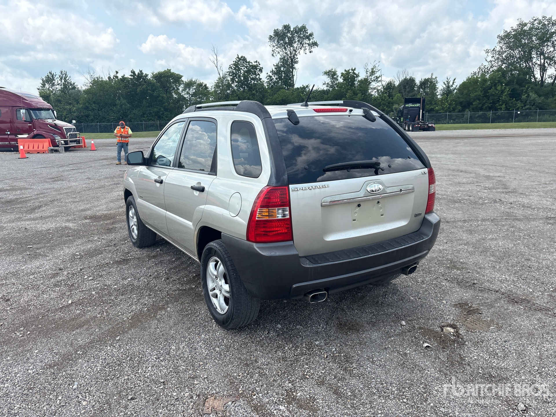 General Appearance with Picture, Left Rear Corner