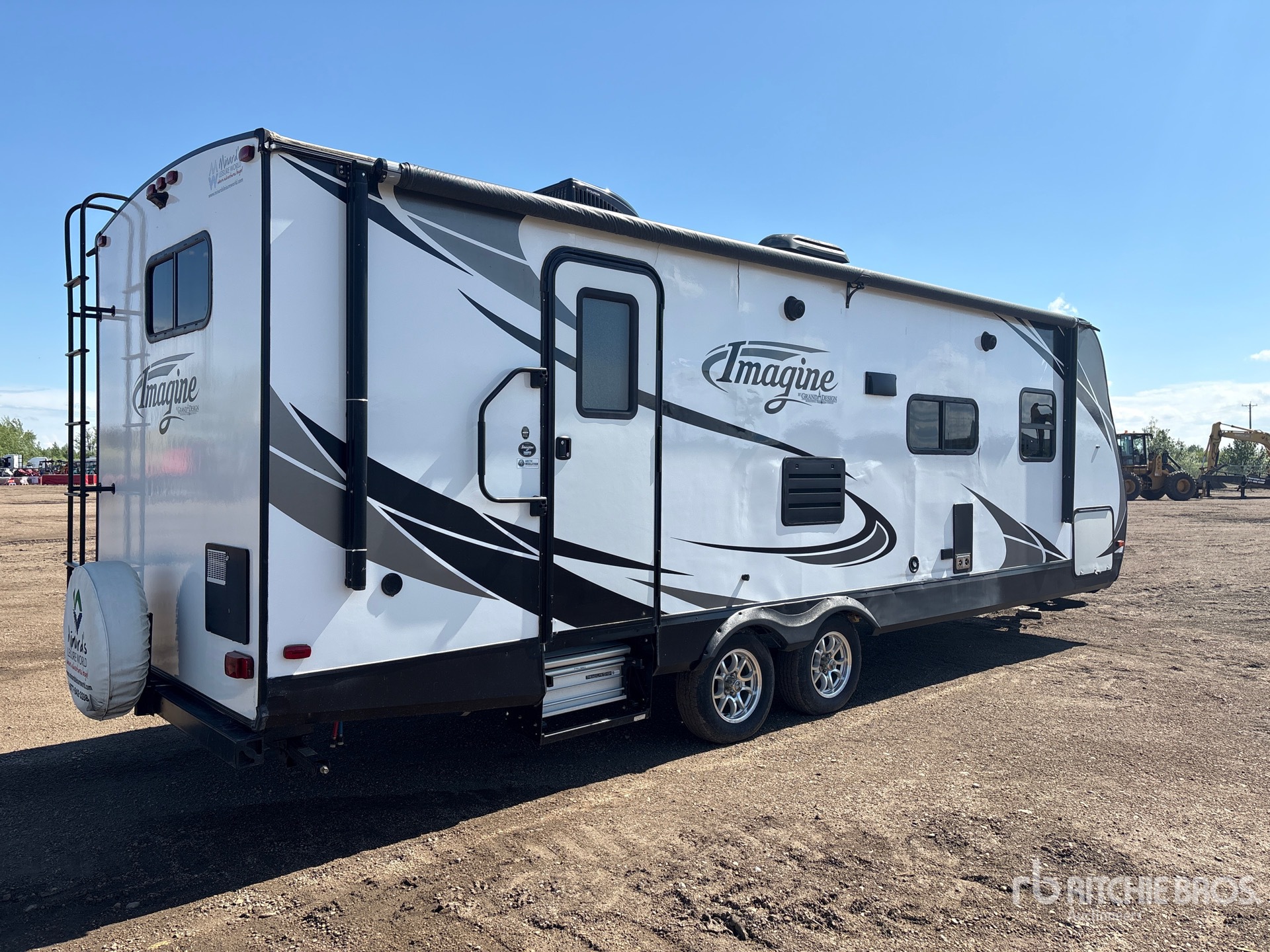 General Appearance with Picture, Right Rear Corner