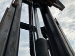 Hydraulics with Free Lift Cylinder