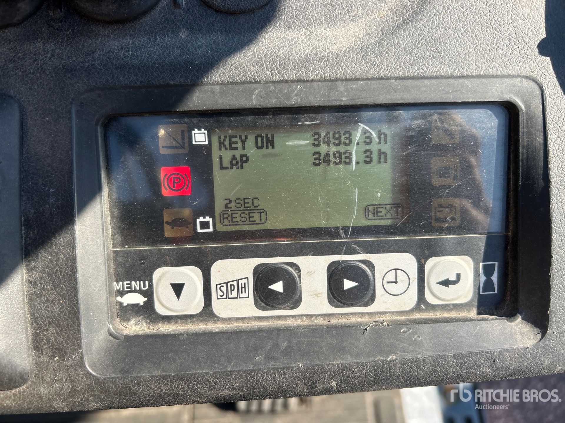 General Appearance with Hour Meter / Odometer