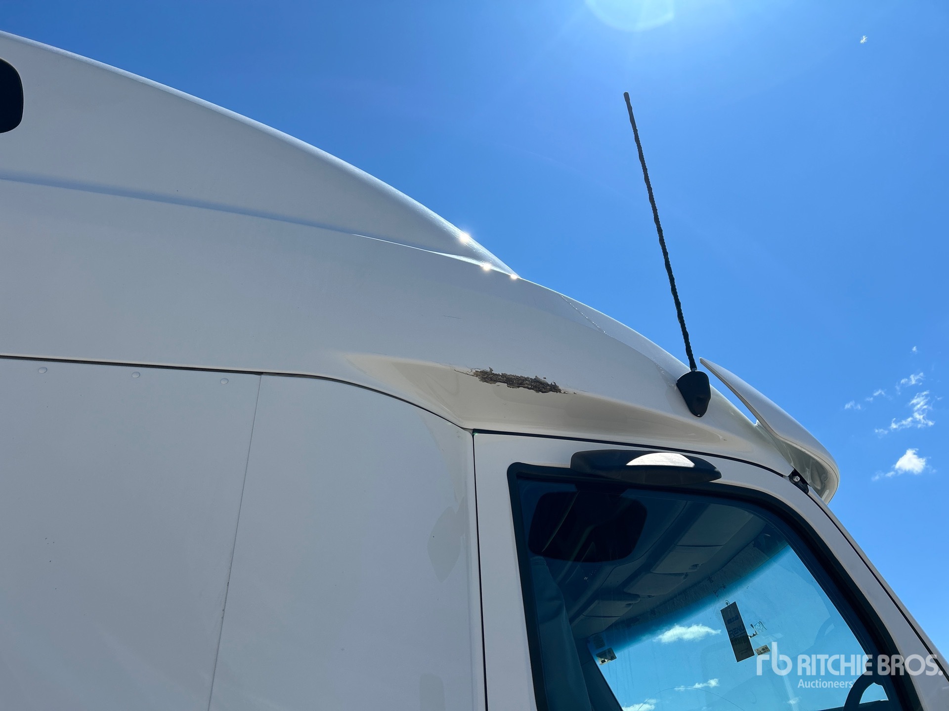 2023 Peterbilt 579