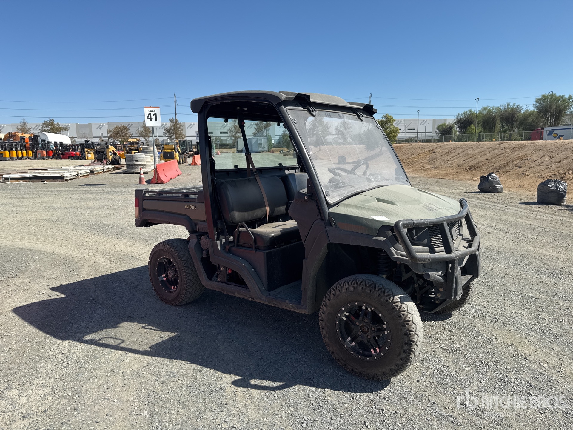 2020 John Deere XUV835M