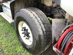 Underbody with Right Steer Tire