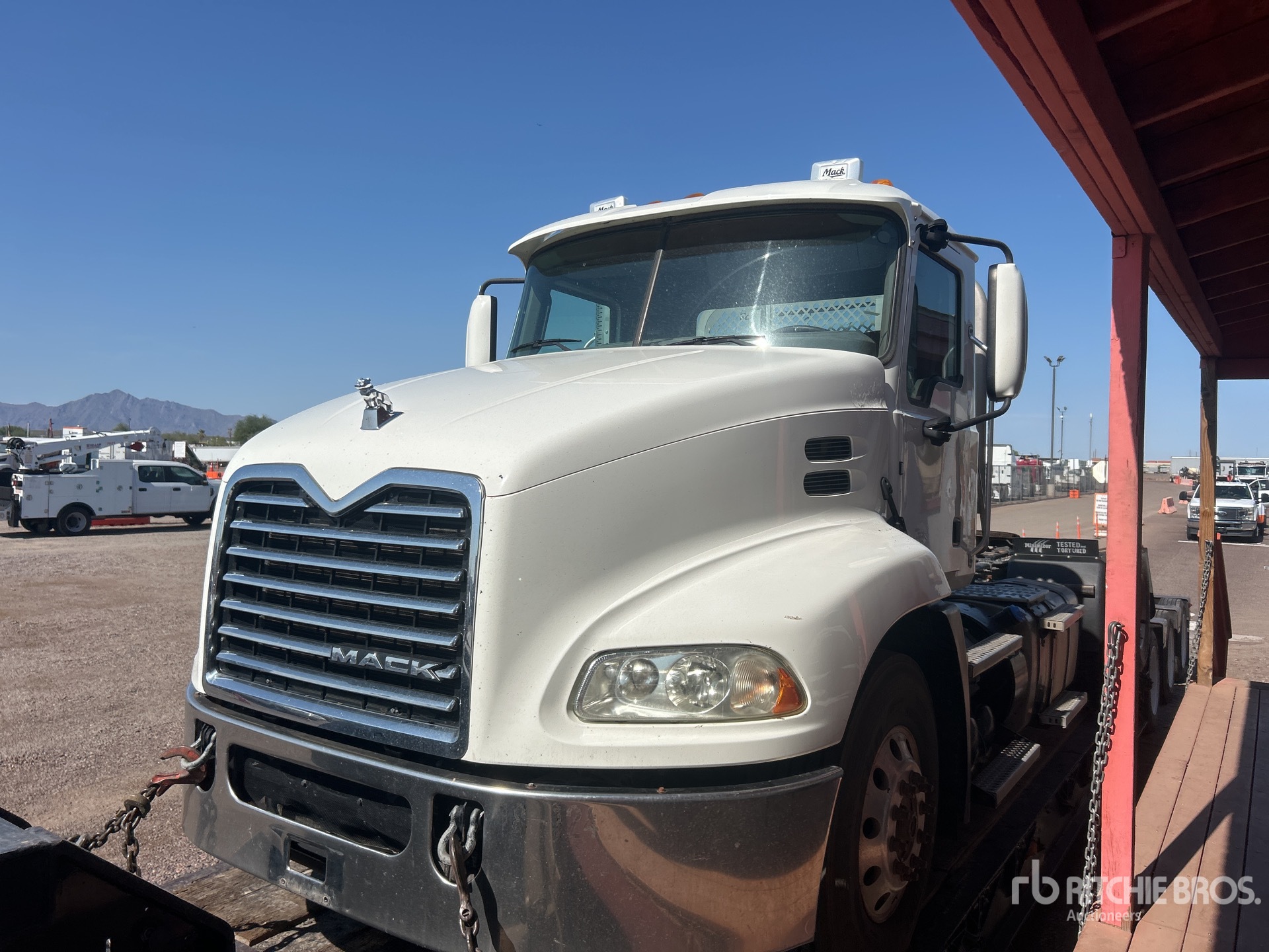2016 Mack CXU613