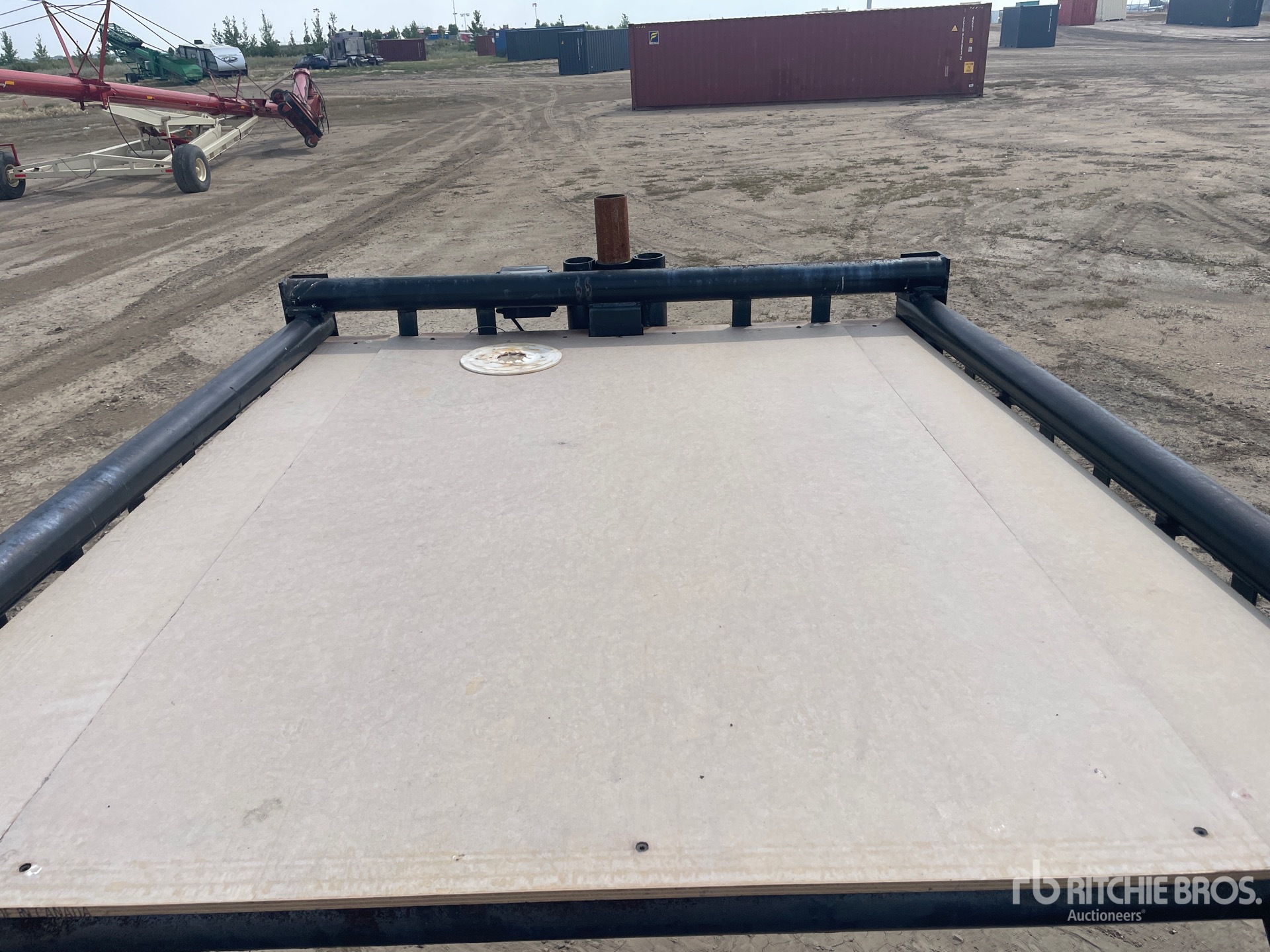 2024 Monarch 34 FT T/A GOOSENECK