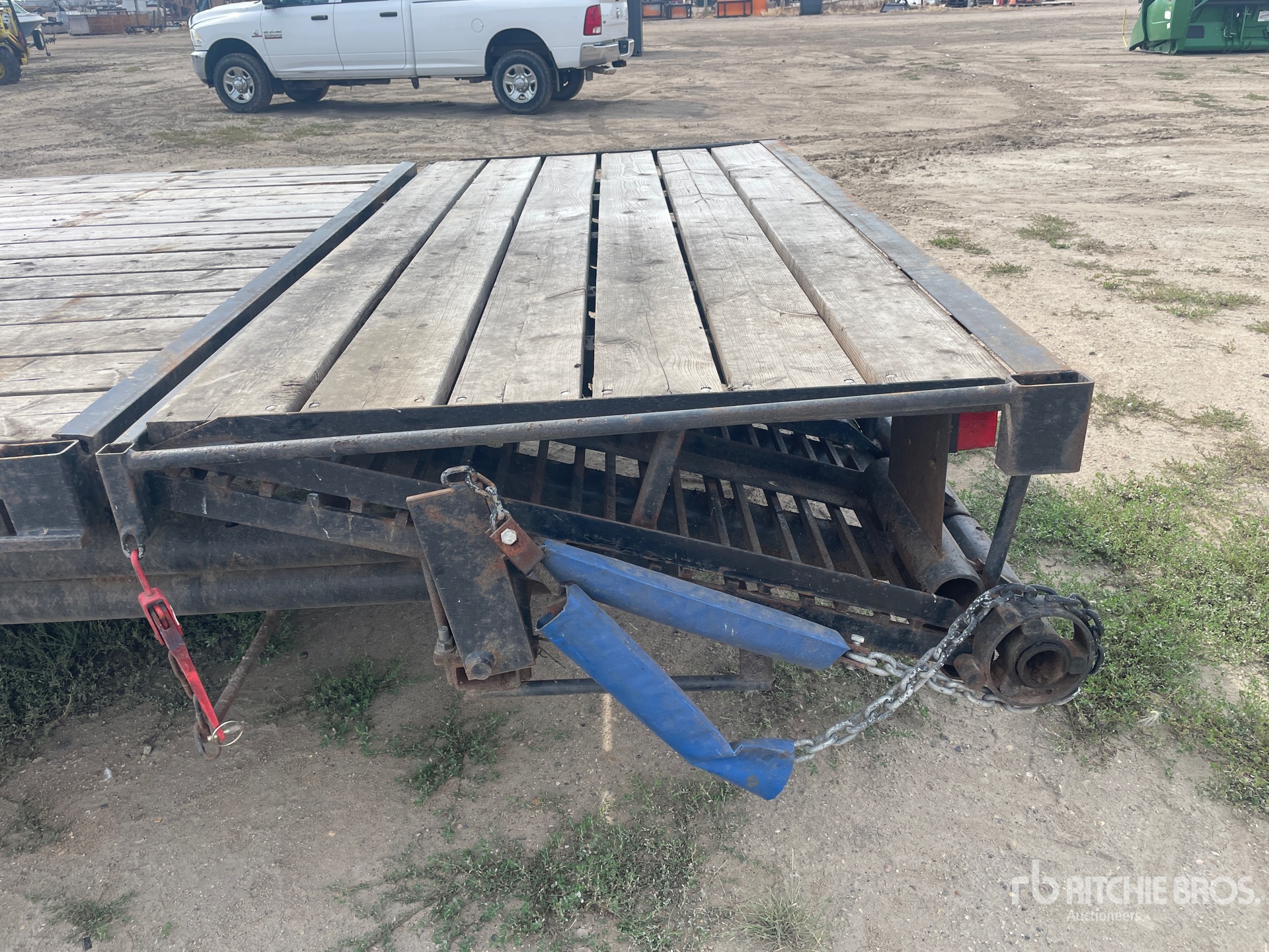 2024 Monarch 34 FT T/A GOOSENECK