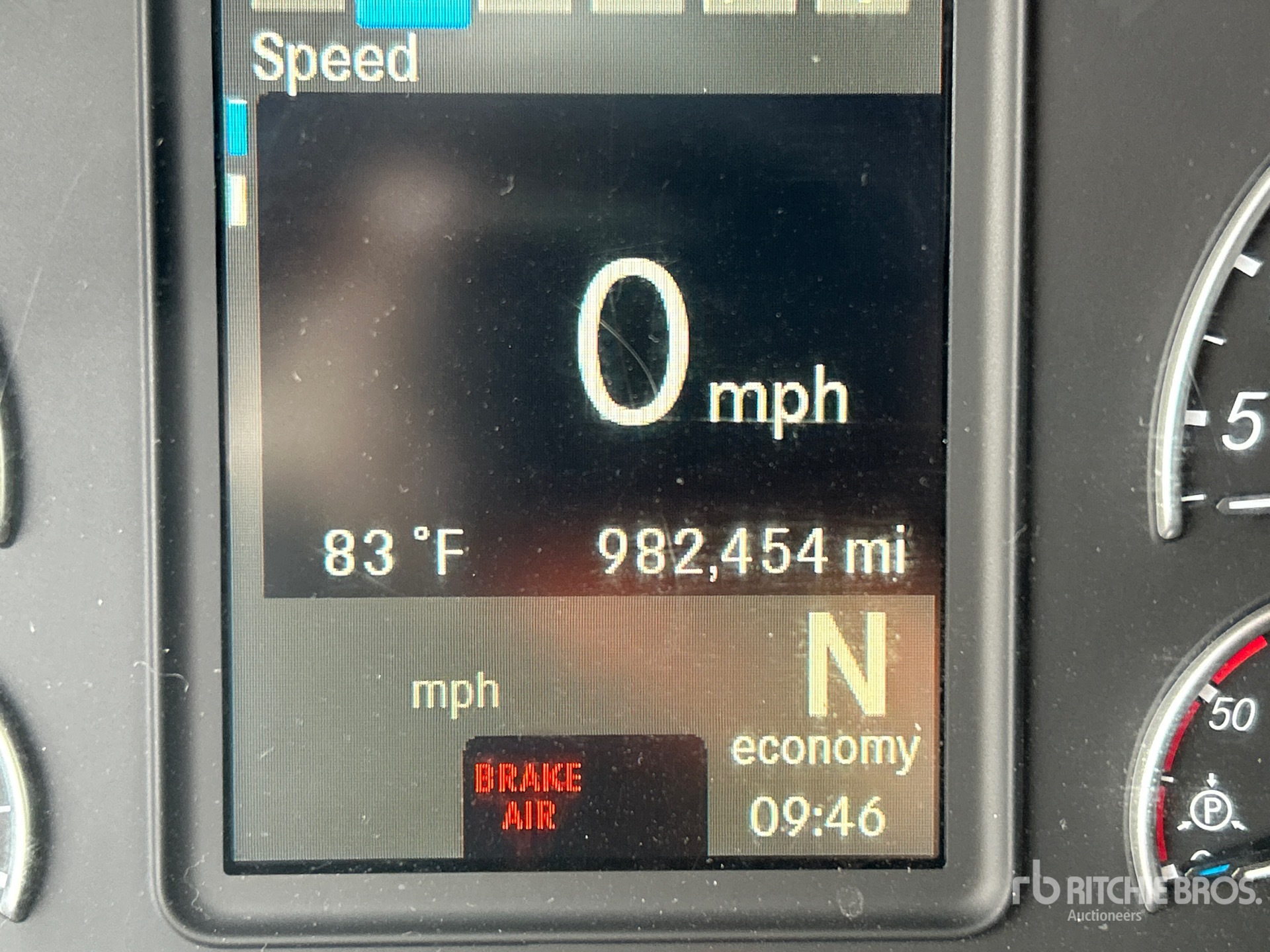 2018 Freightliner CASCADIA 126