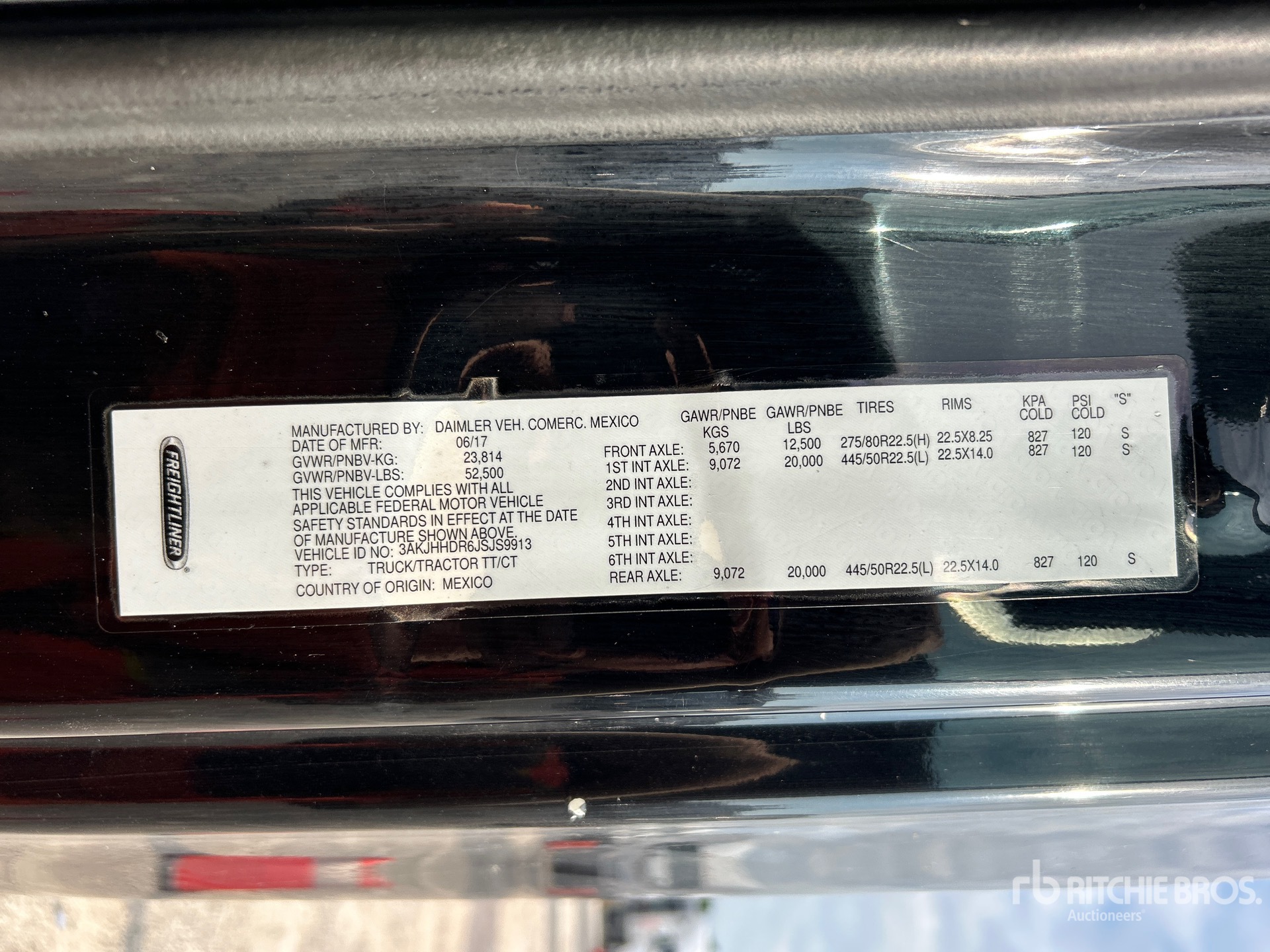 2018 Freightliner CASCADIA 126