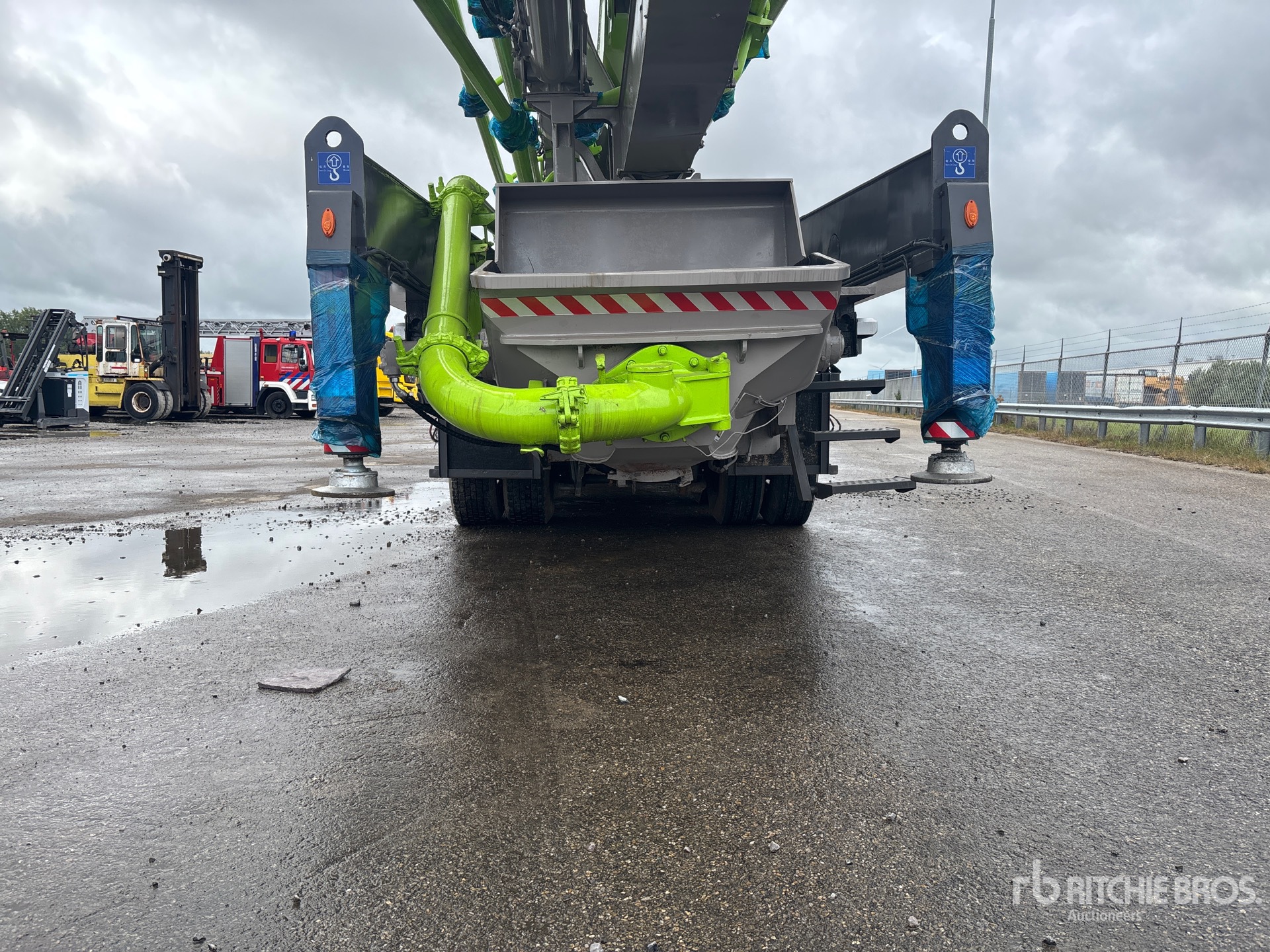 2019 Mercedes-Benz ACTROS 3341E5