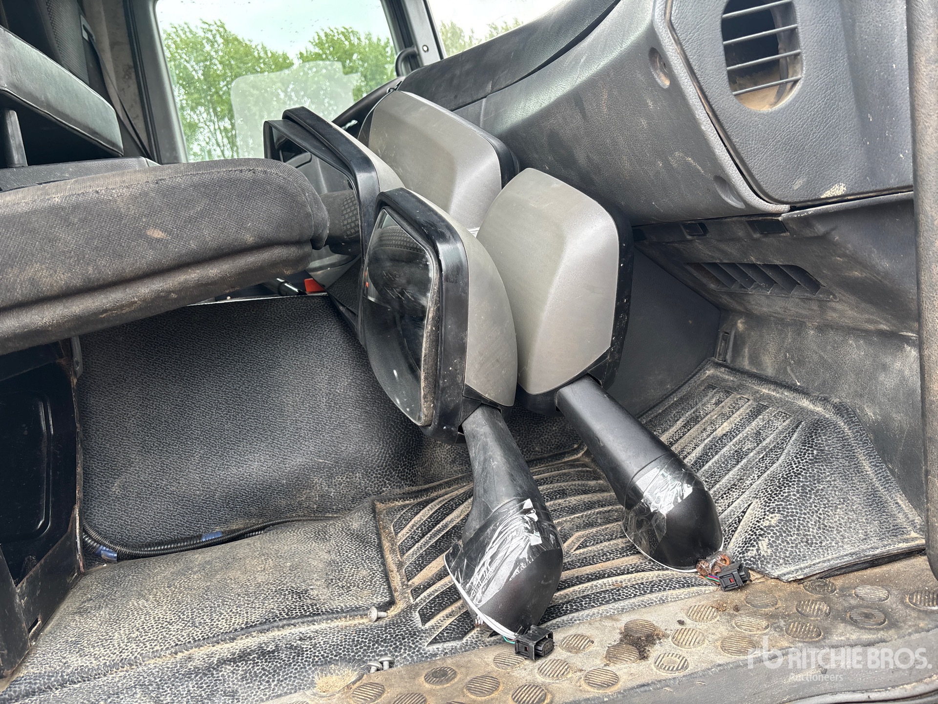 2019 Mercedes-Benz ACTROS 3341E5