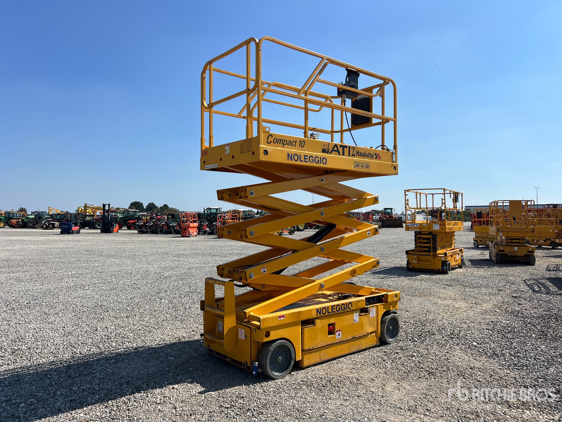 2015 Haulotte COMPACT 10