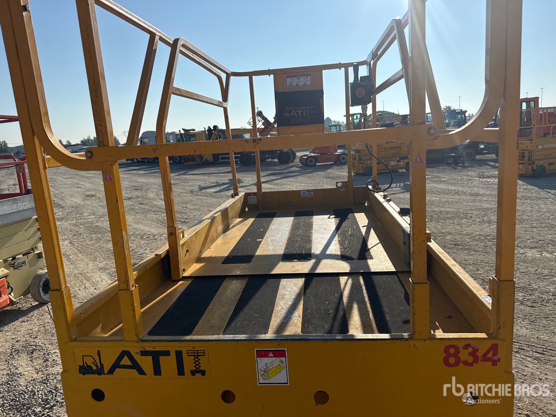 2015 Haulotte COMPACT12
