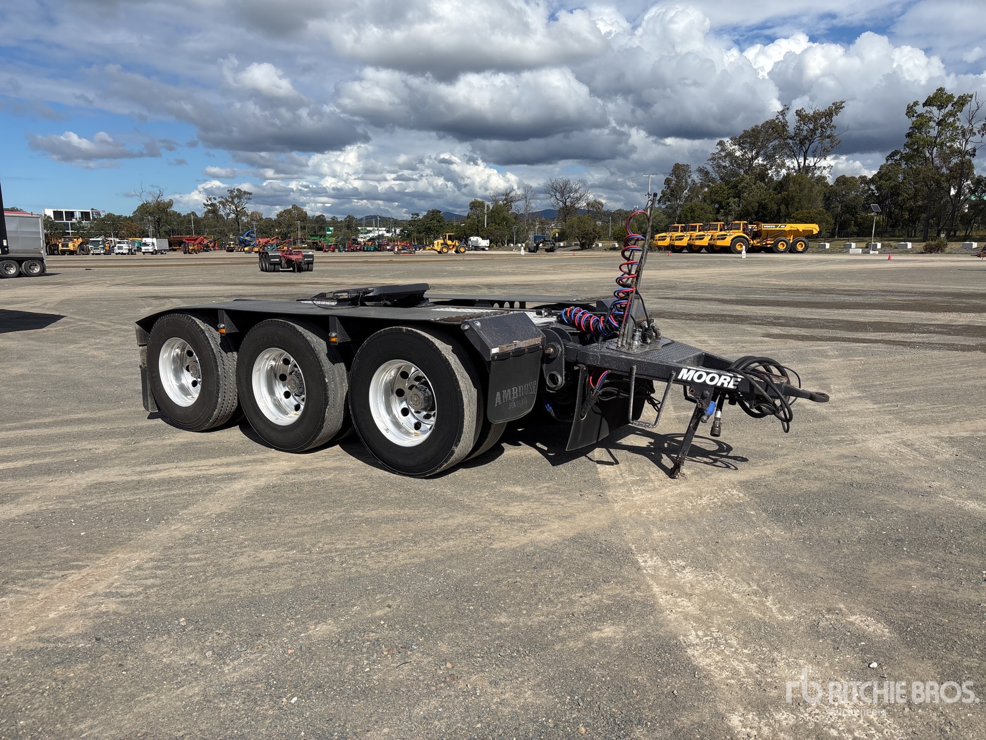 2022 Moore Tri/A Road Train