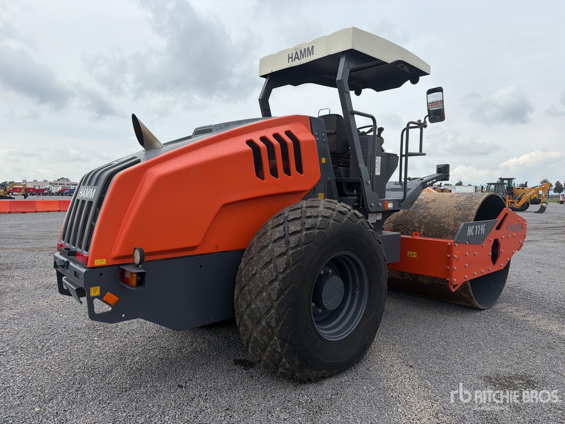 2024 Hamm HC119I