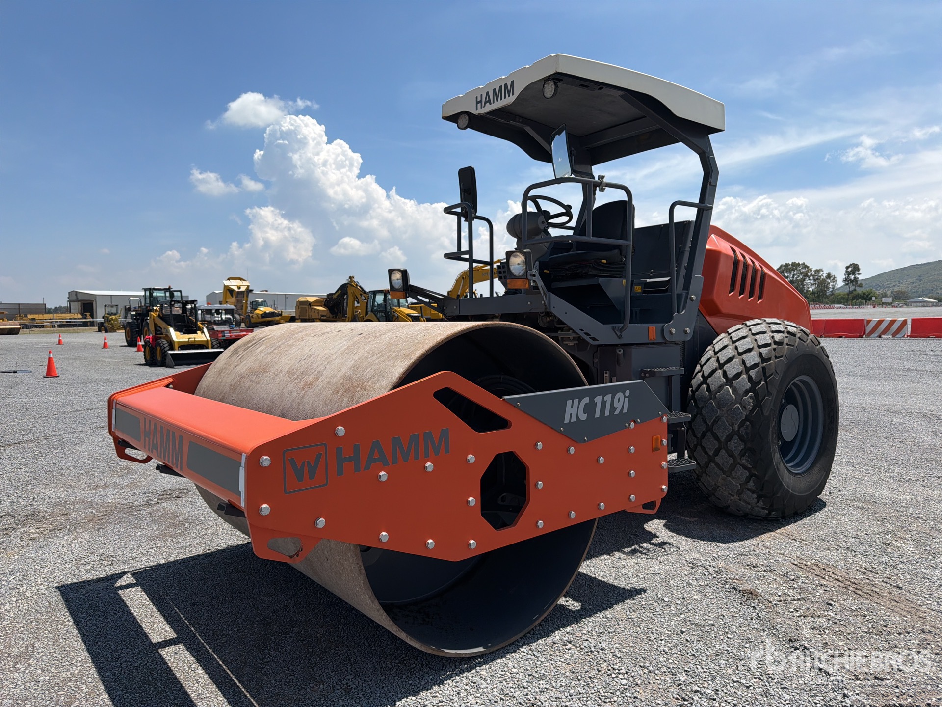 2024 Hamm HC119I