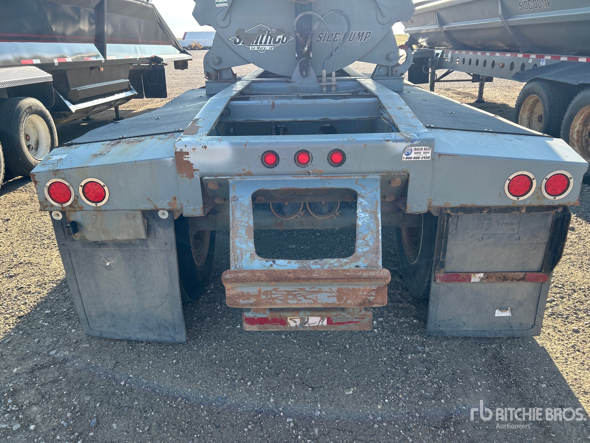 2015 Smithco 32 ft Tri/A