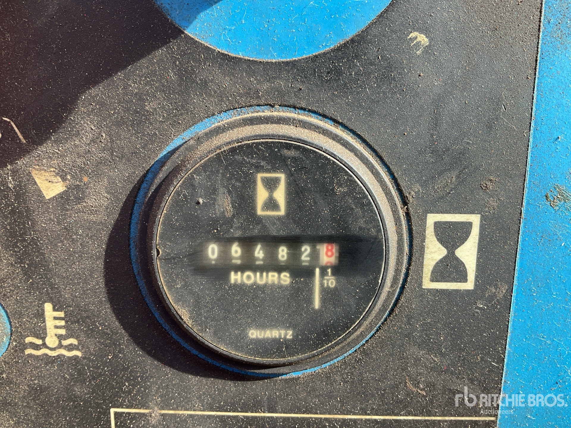 General Appearance with Hour Meter / Odometer