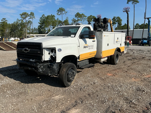 2024 Chevrolet 5500 4x4 Service Truck (Inoperable)