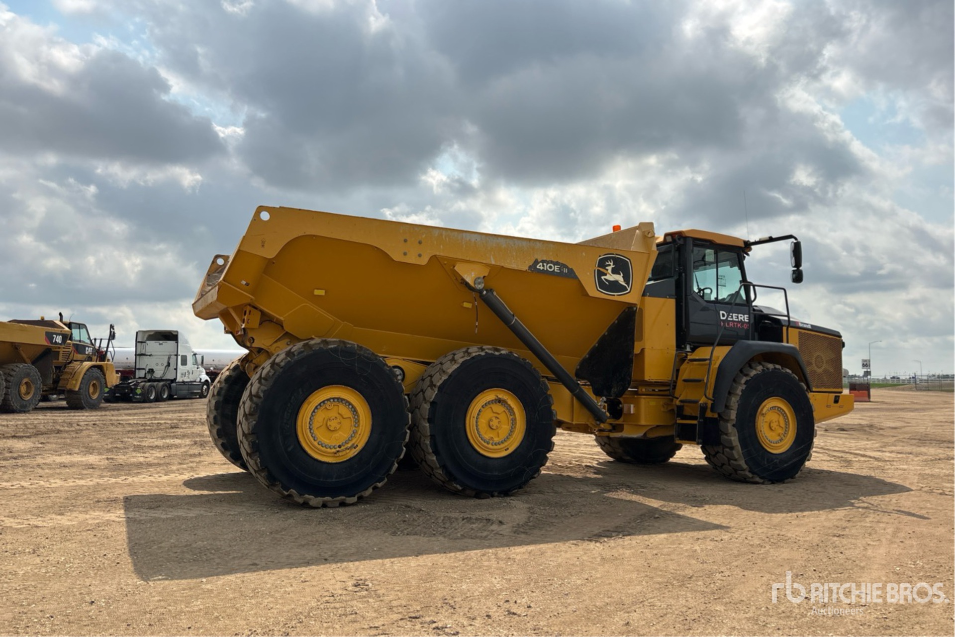 2021 John Deere 410E-II
