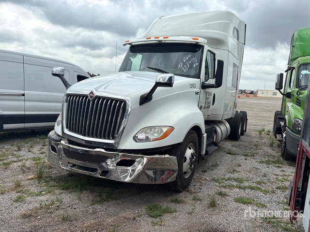 2020 International Lt625 6x4 T/a Sleeper Truck Tractor