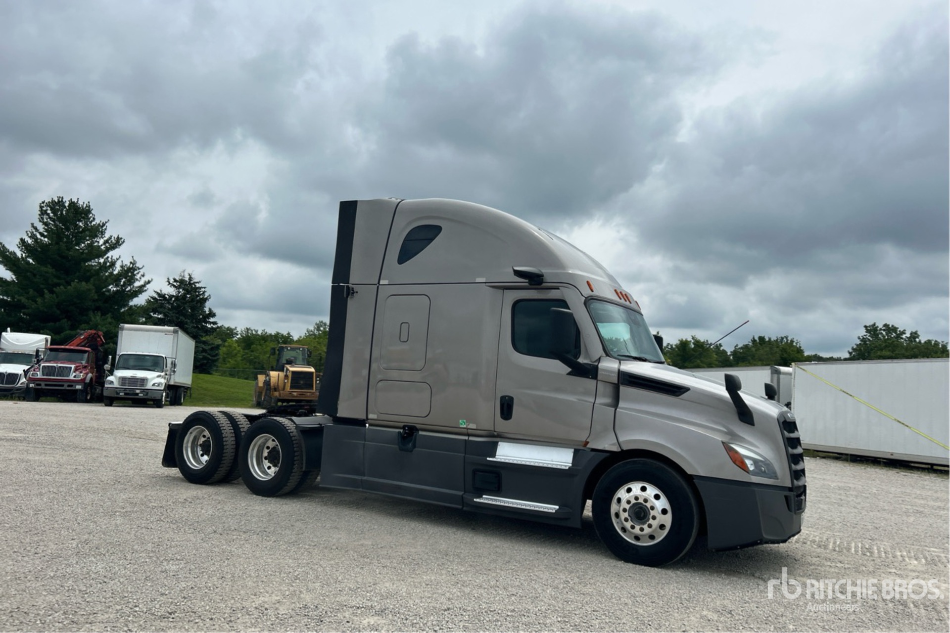 2022 Freightliner CASCADIA 126
