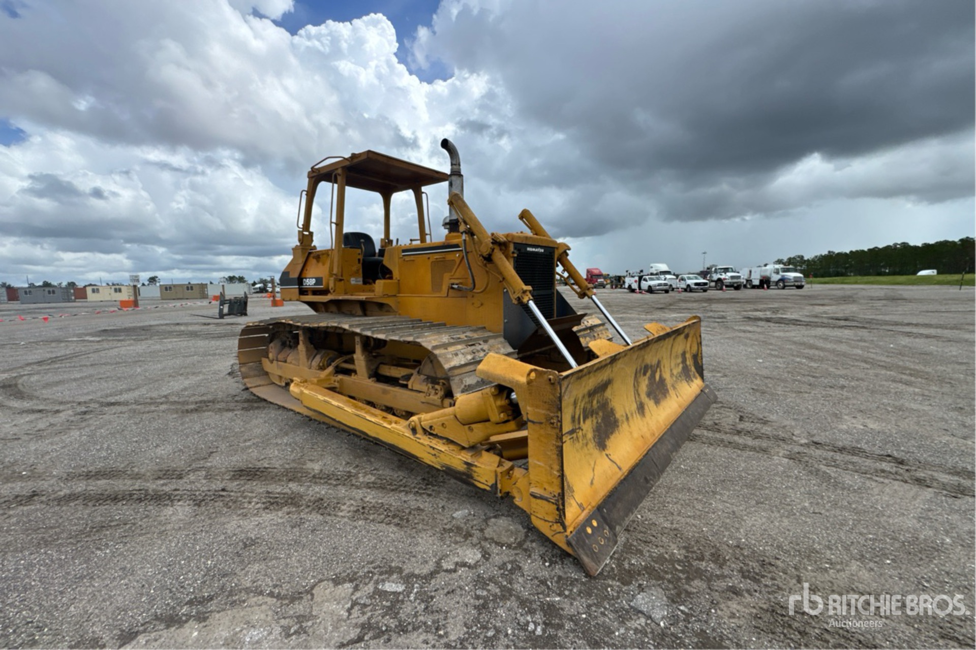 1989 Komatsu D58P-1