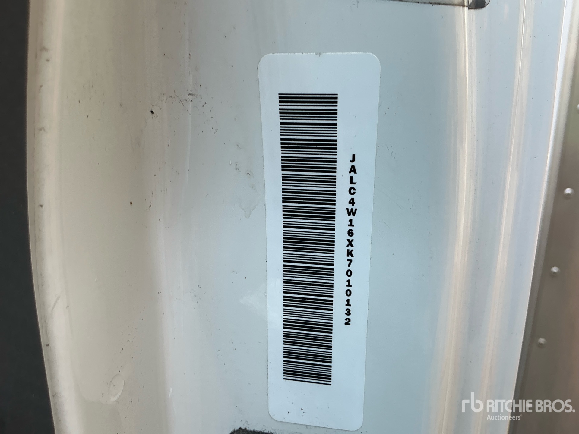 Photo of a 2019 Isuzu NPR