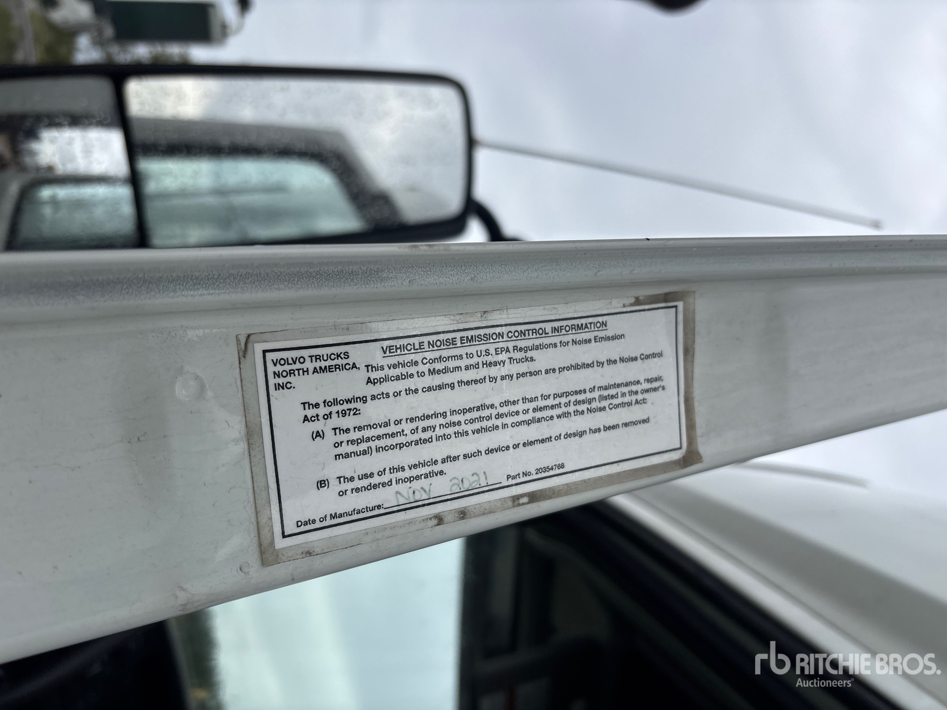 2022 Volvo VNL760