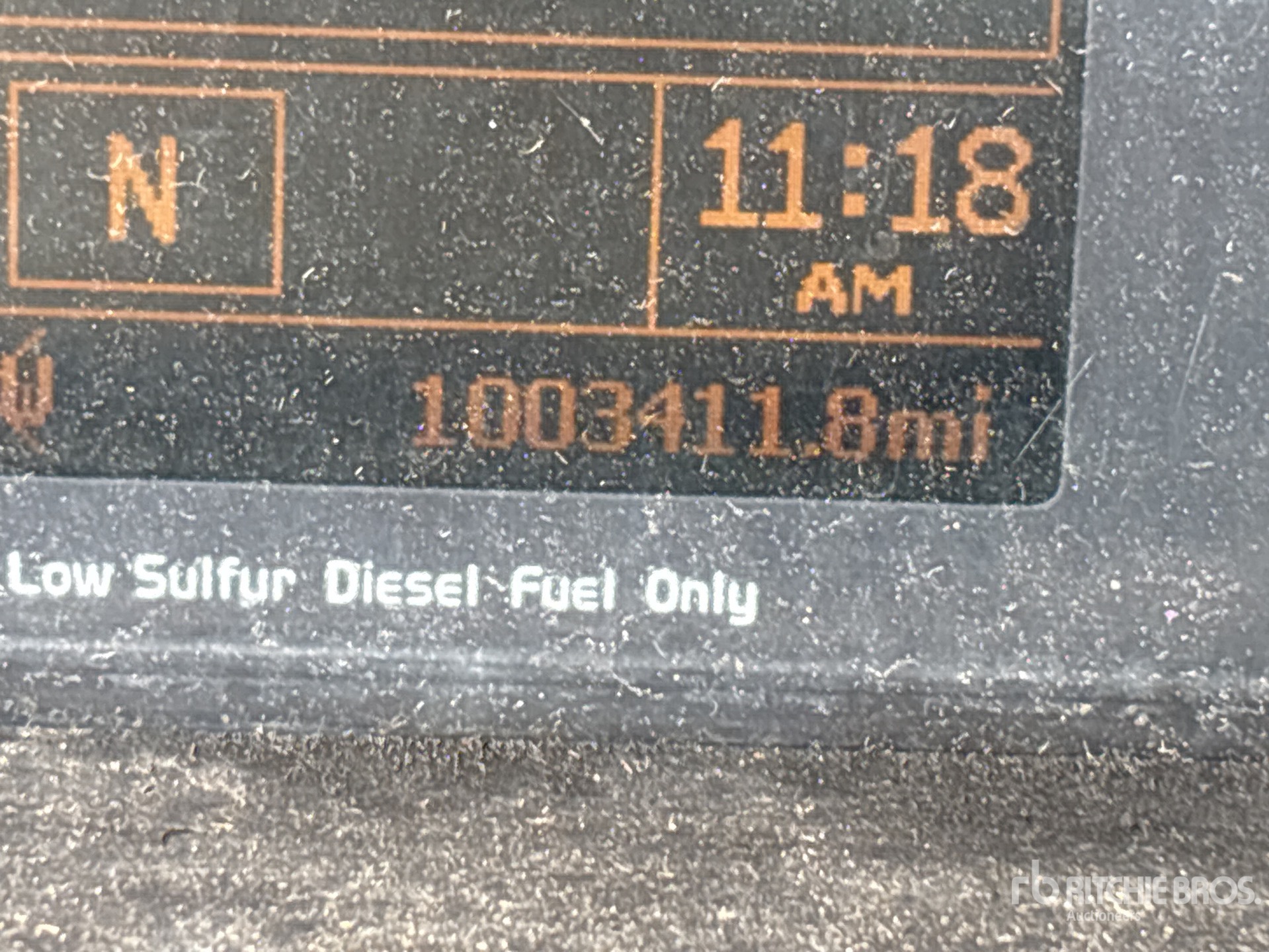 2017 Volvo VNL64T