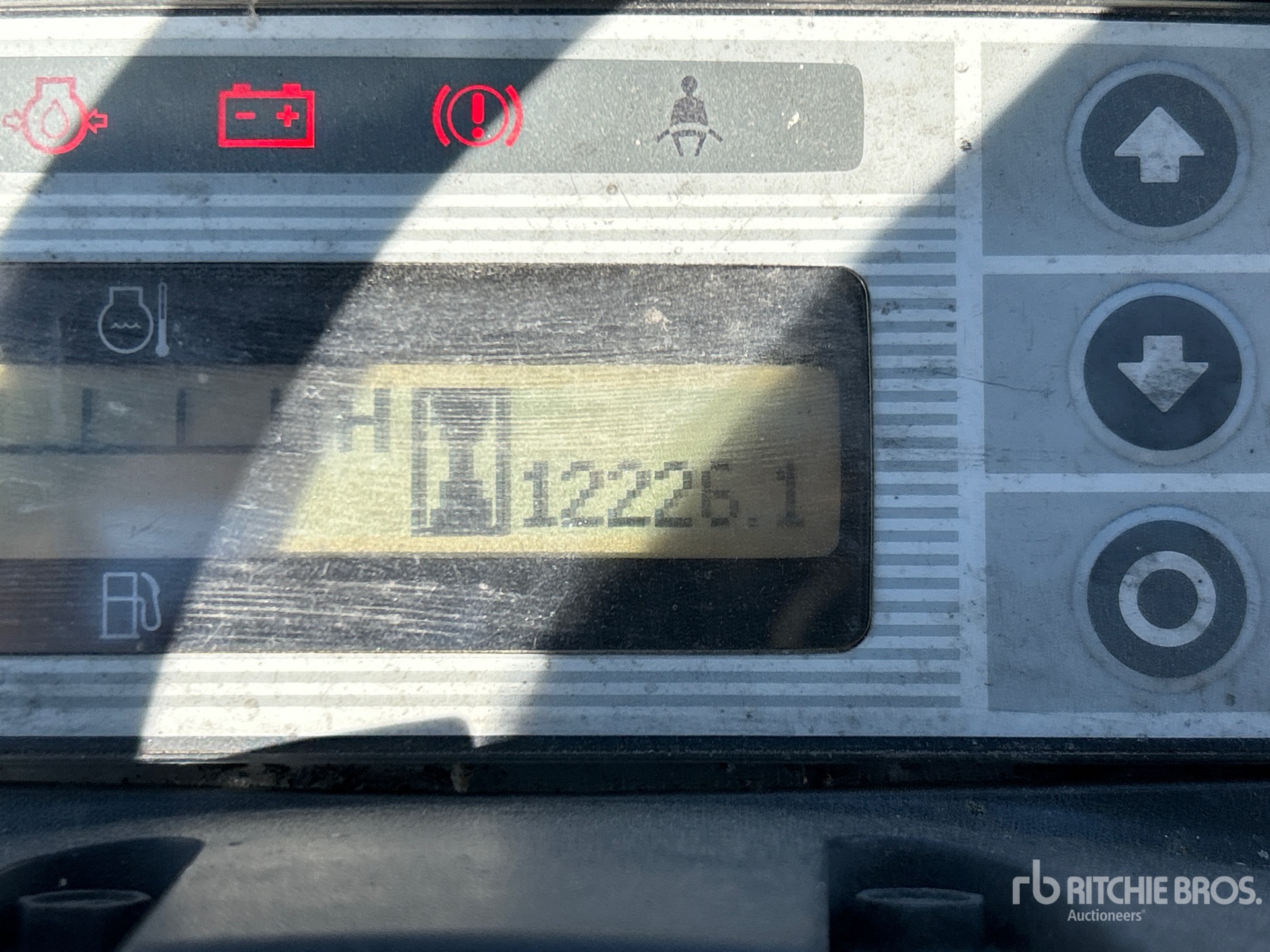 General Appearance with Hour Meter / Odometer