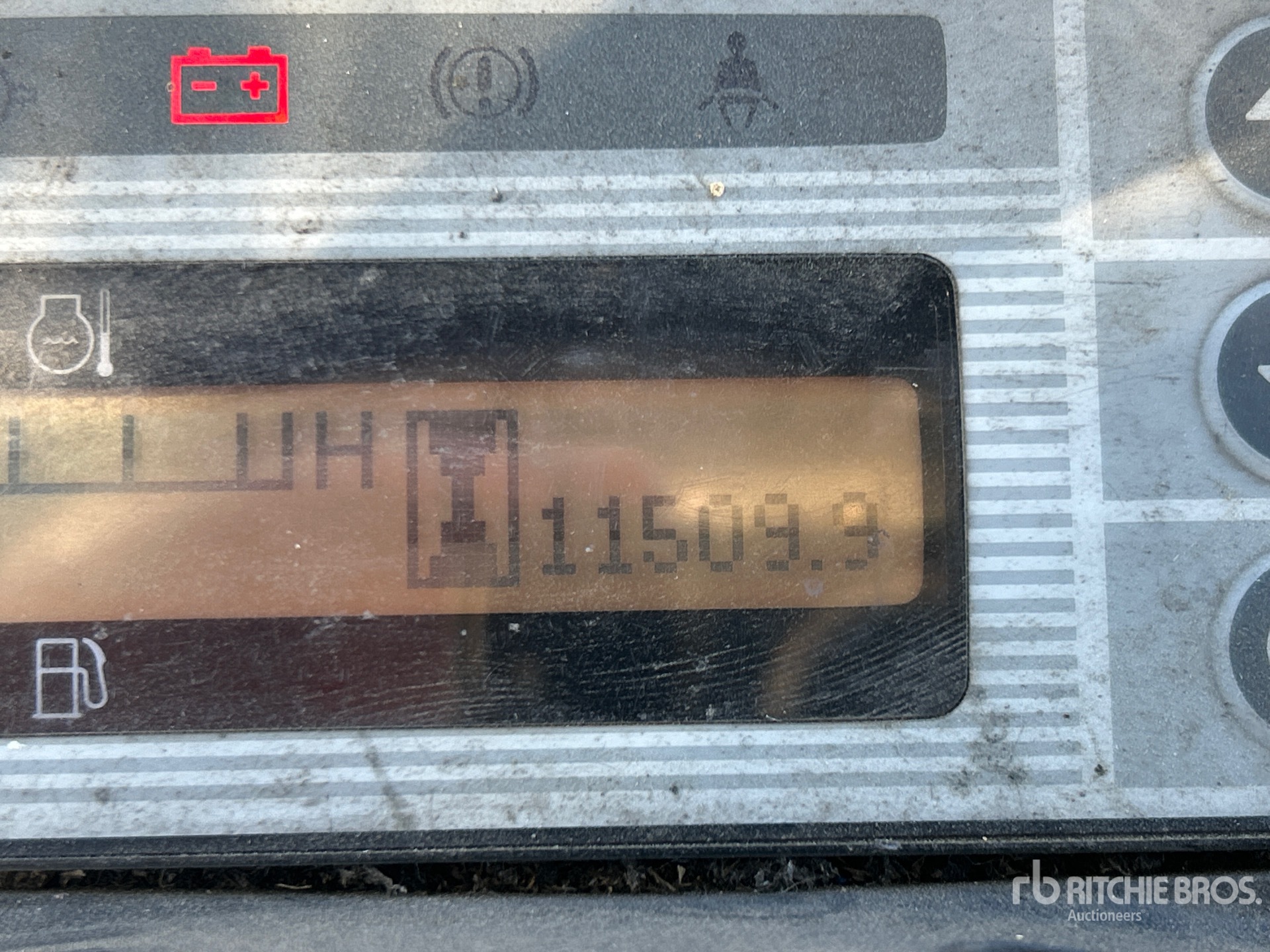 General Appearance with Hour Meter / Odometer