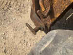 Chassis with Quick Coupler to Arms Pins