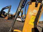Hydraulics with Bucket Cylinder