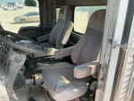 Cab with Seats/armrests