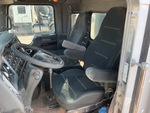 Cab with Seats/armrests