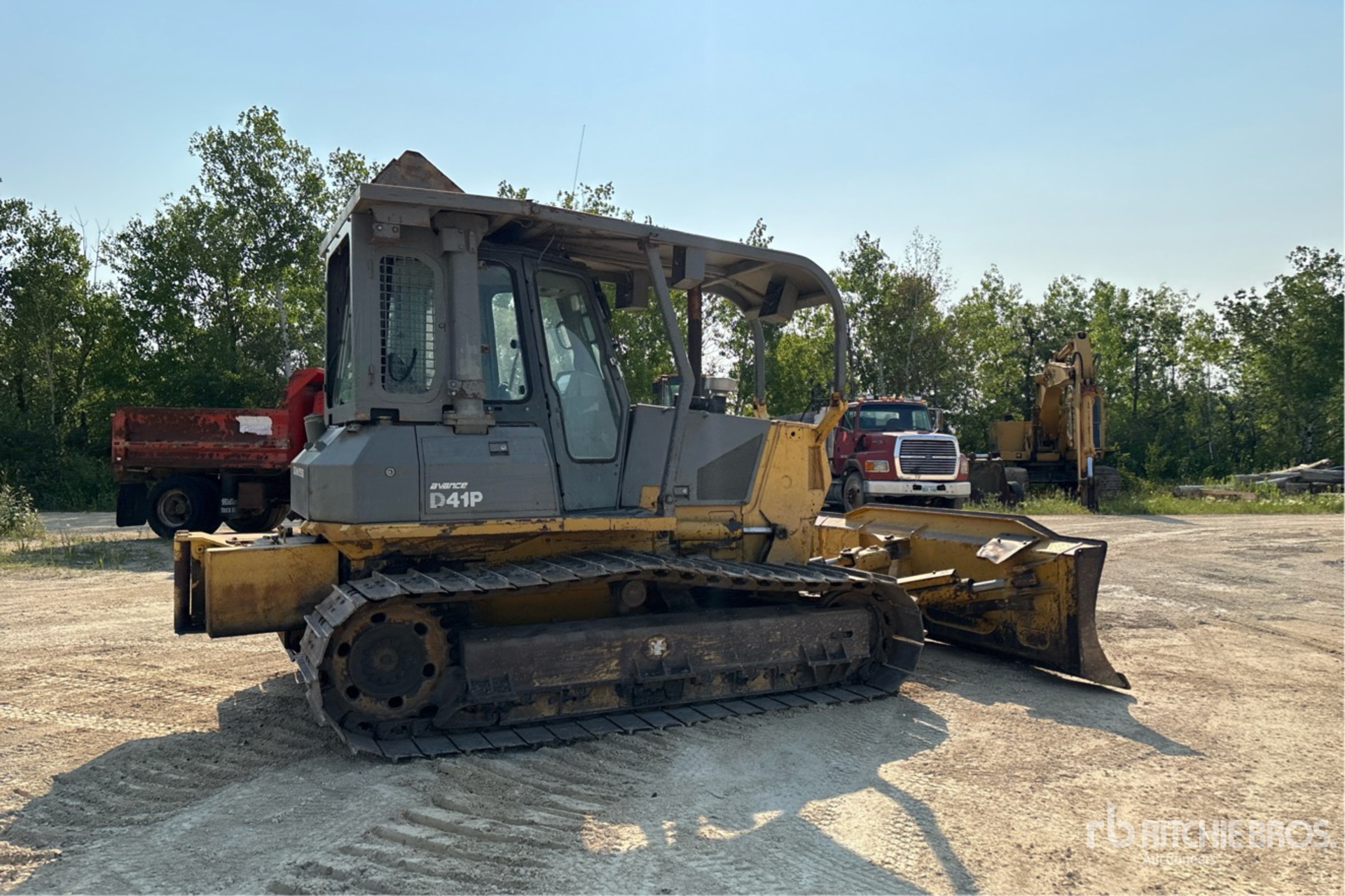 Komatsu D41P-6
