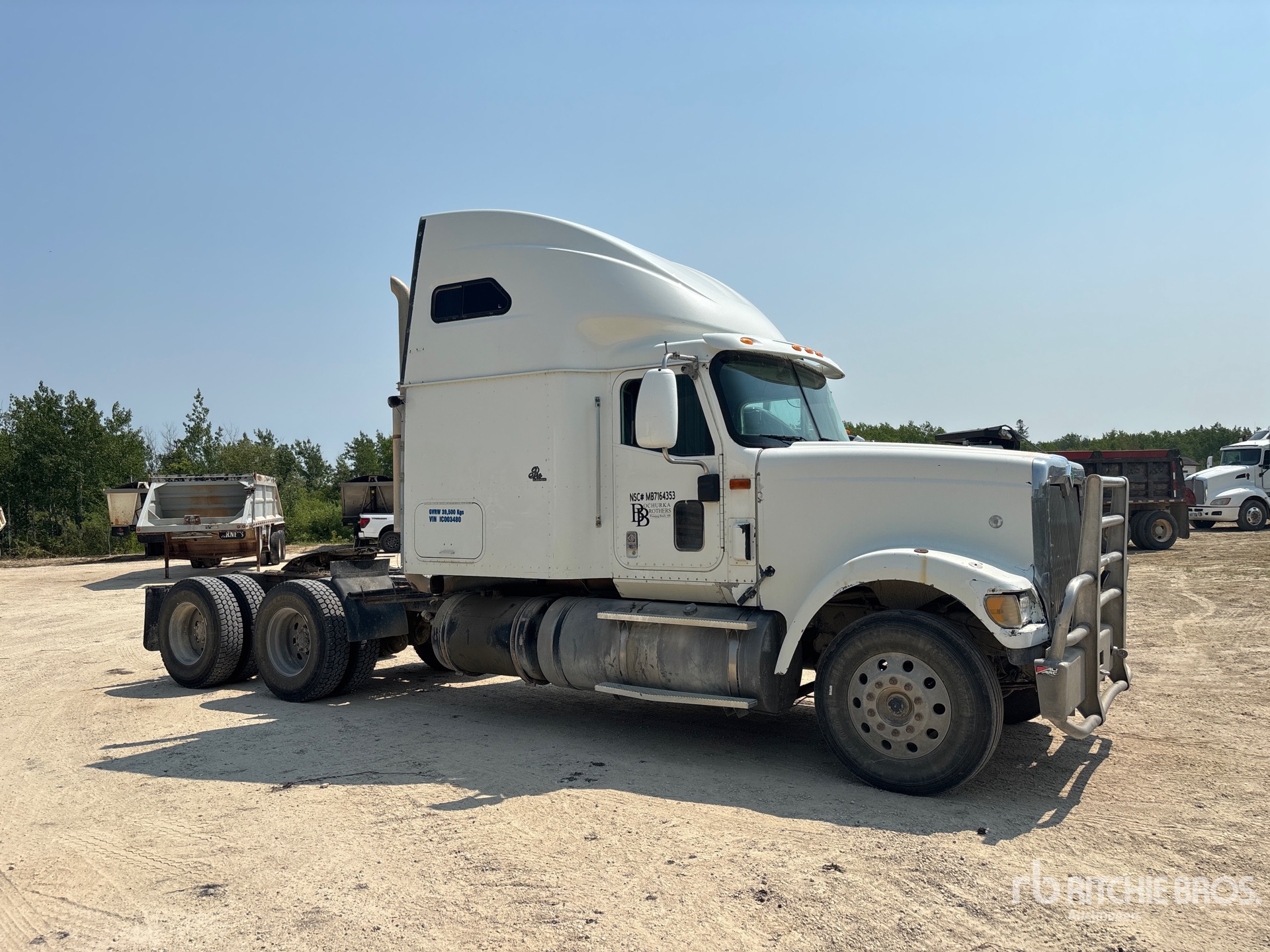 2001 International 9400I