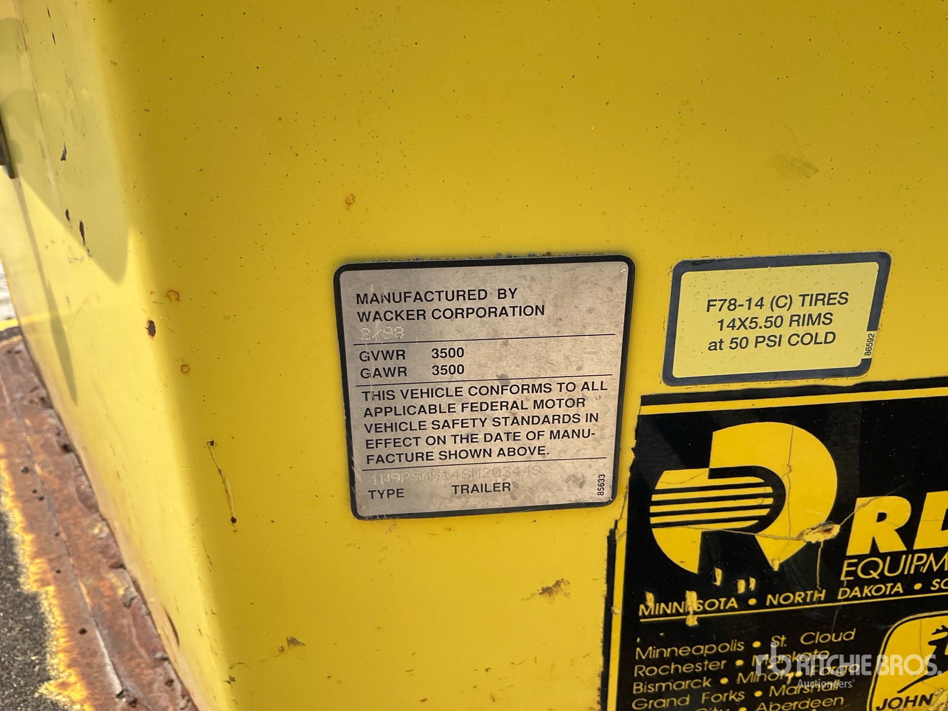 1995 Wacker Neuson 6" TRAILER MOUNTED TOW BEHIND