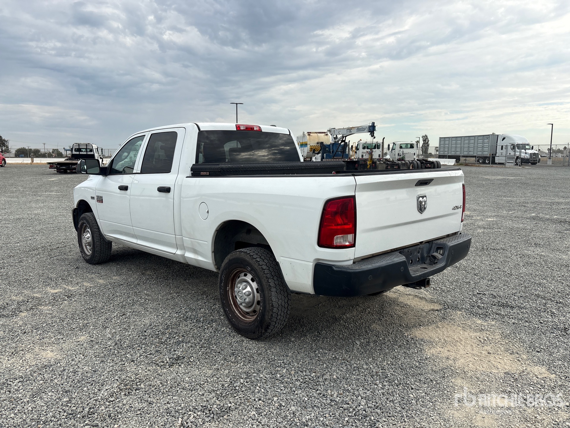 General Appearance with Picture, Left Rear Corner