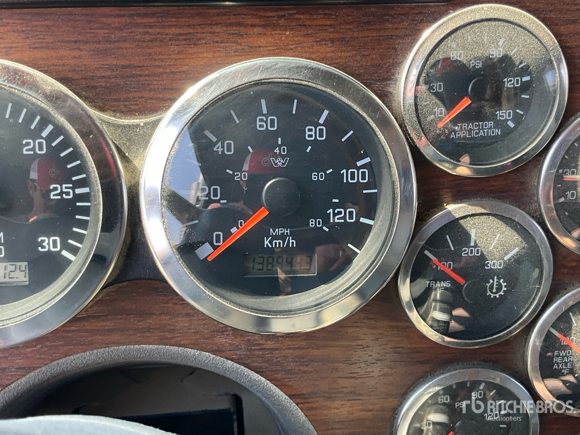 General Appearance with Hour Meter / Odometer
