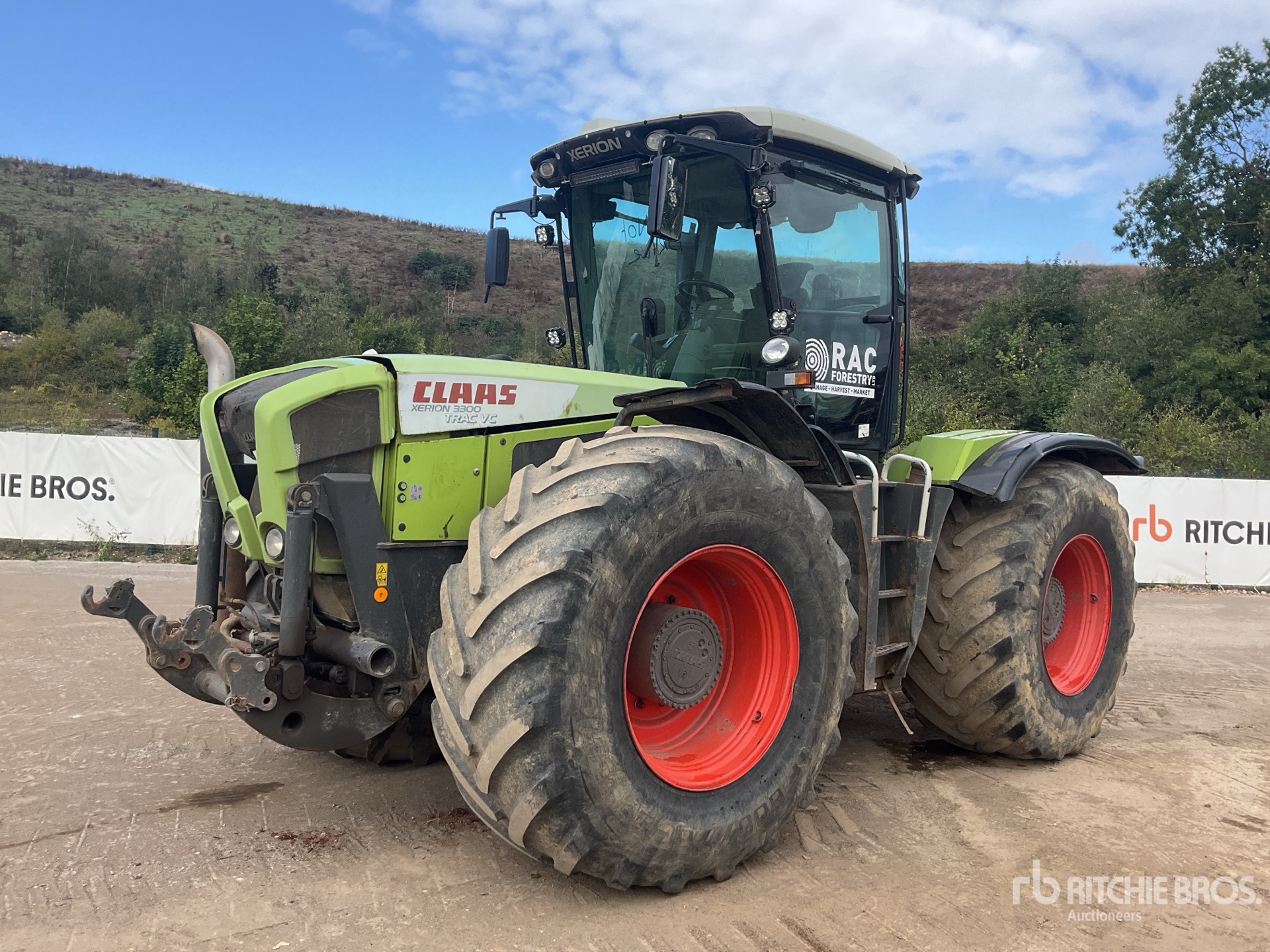 Photo of 2011 Claas XERION 3300 TRA