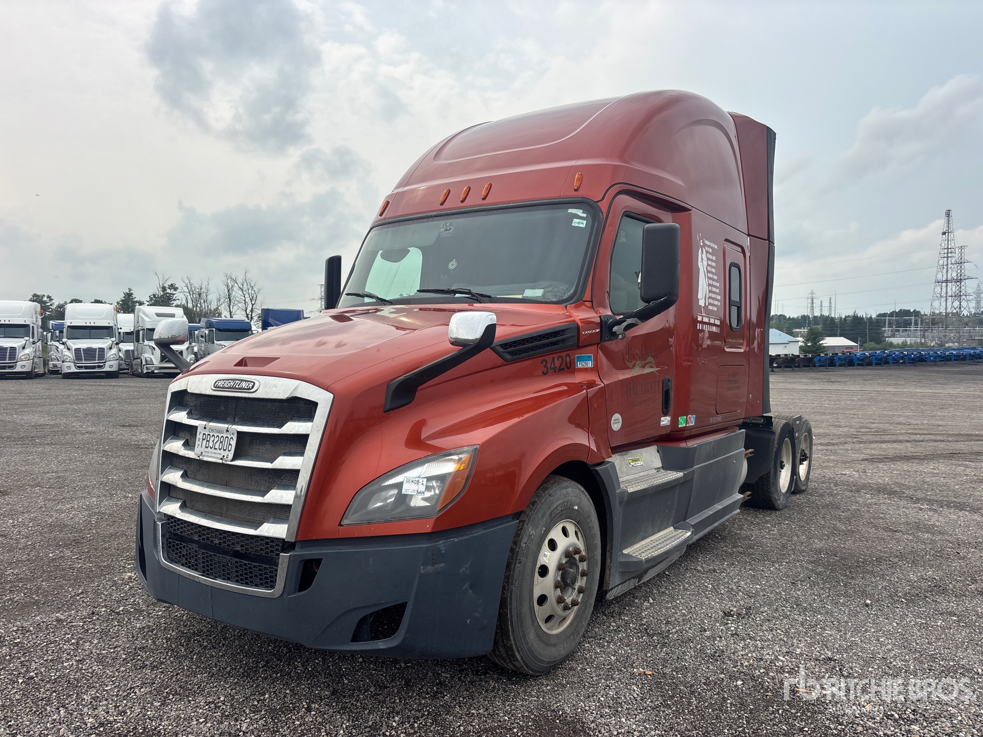 2019 Freightliner CASCADIA 126