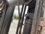 Hydraulics with Mast Lift Cylinders