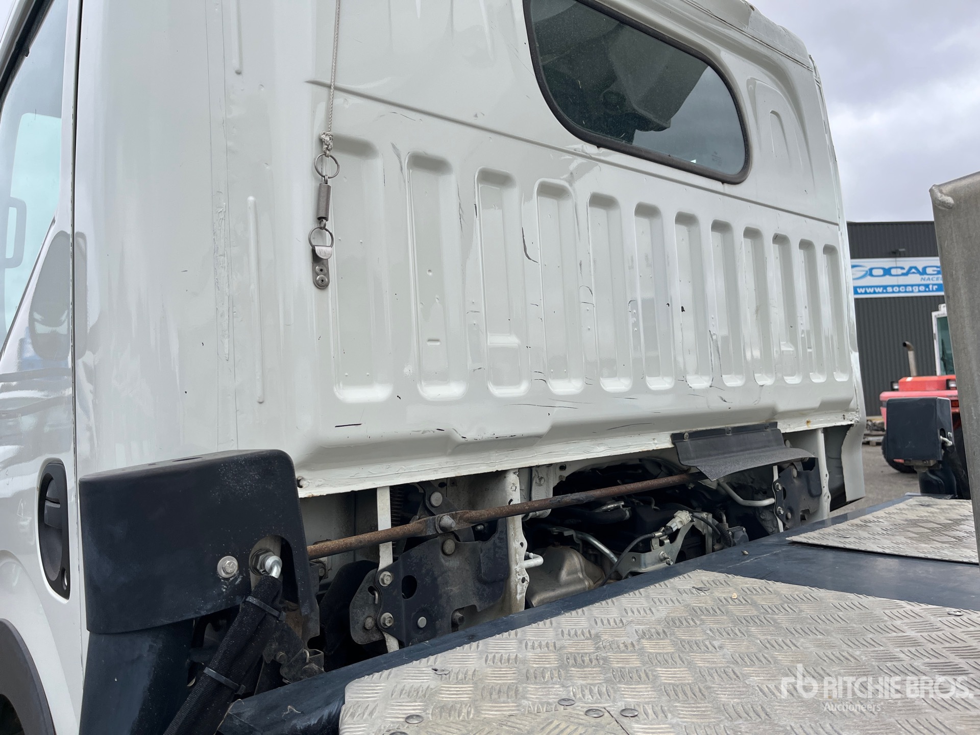 2020 Nissan NT 400 35.13