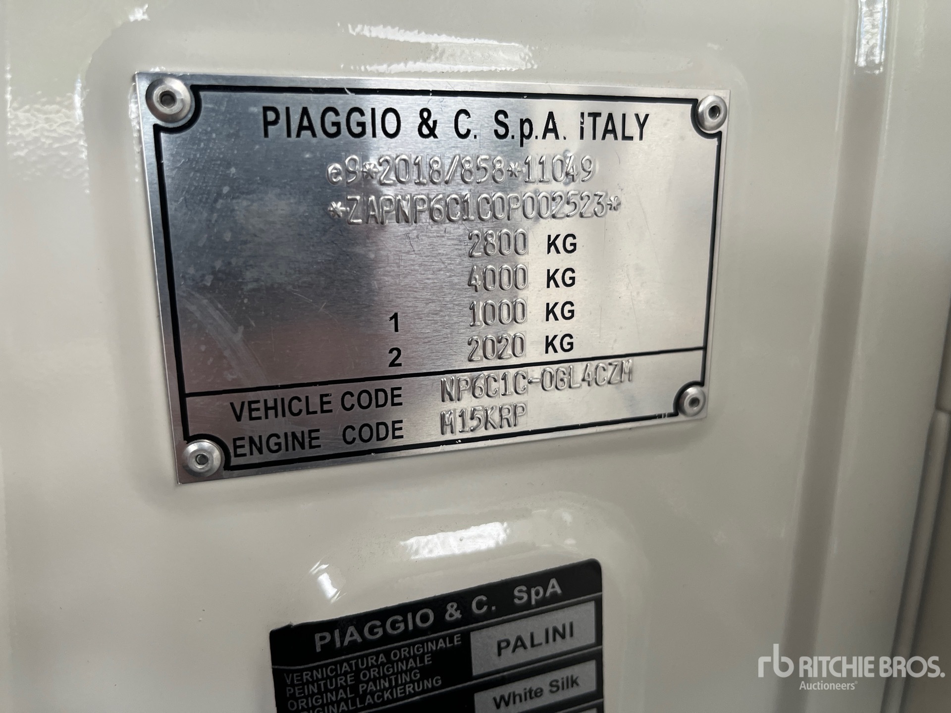 2024 Piaggio LR NP6
