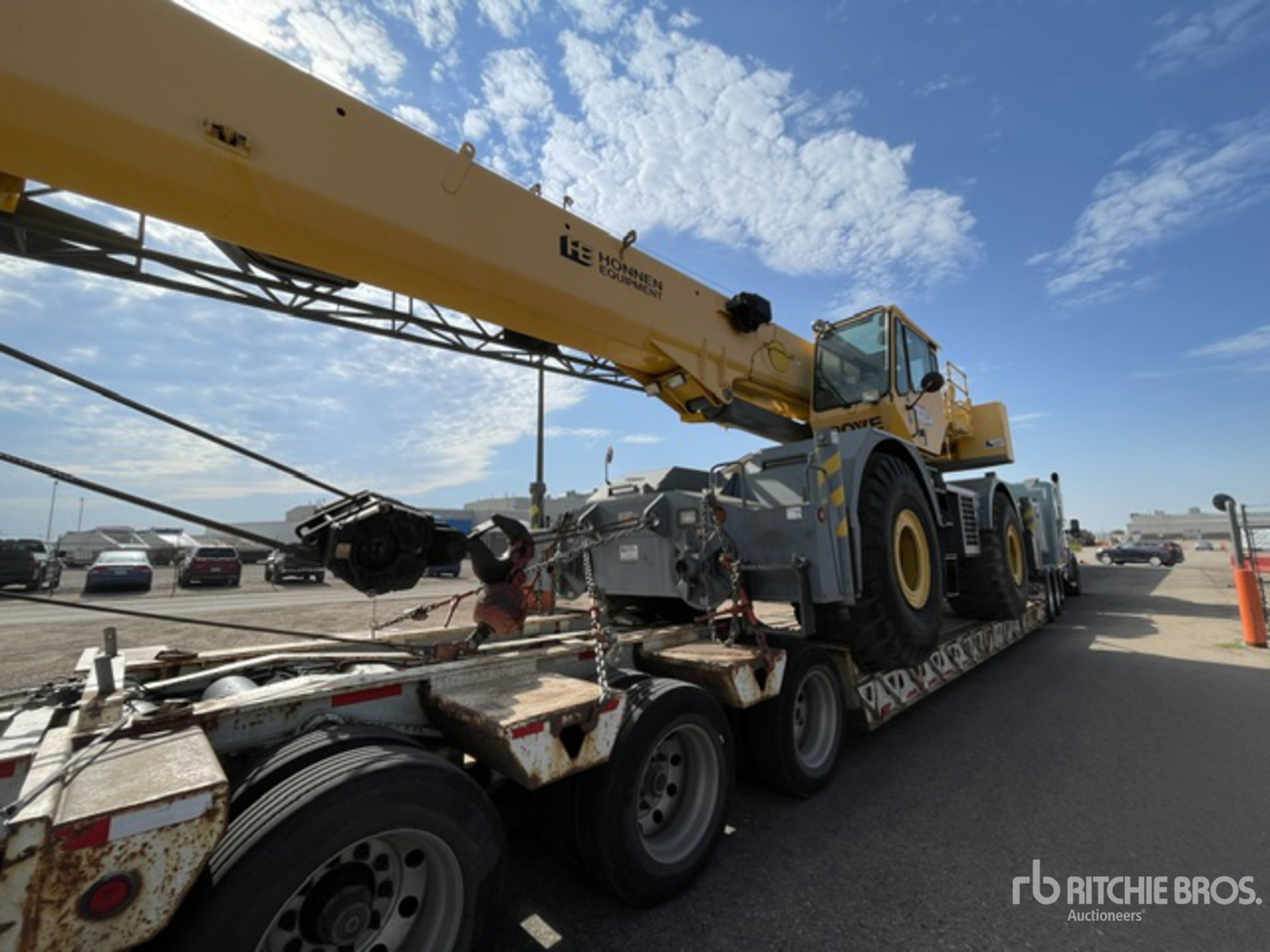 2009 Grove RT700E