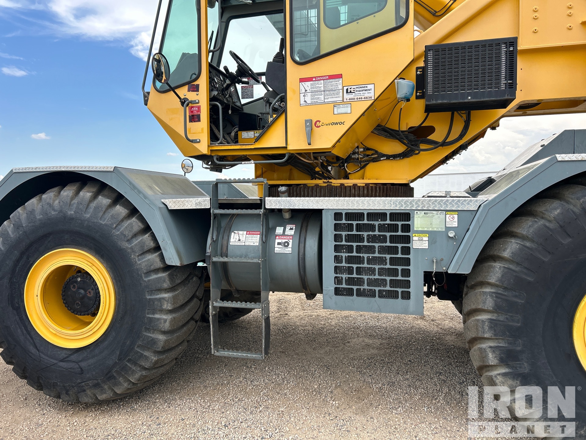 2009 Grove RT700E