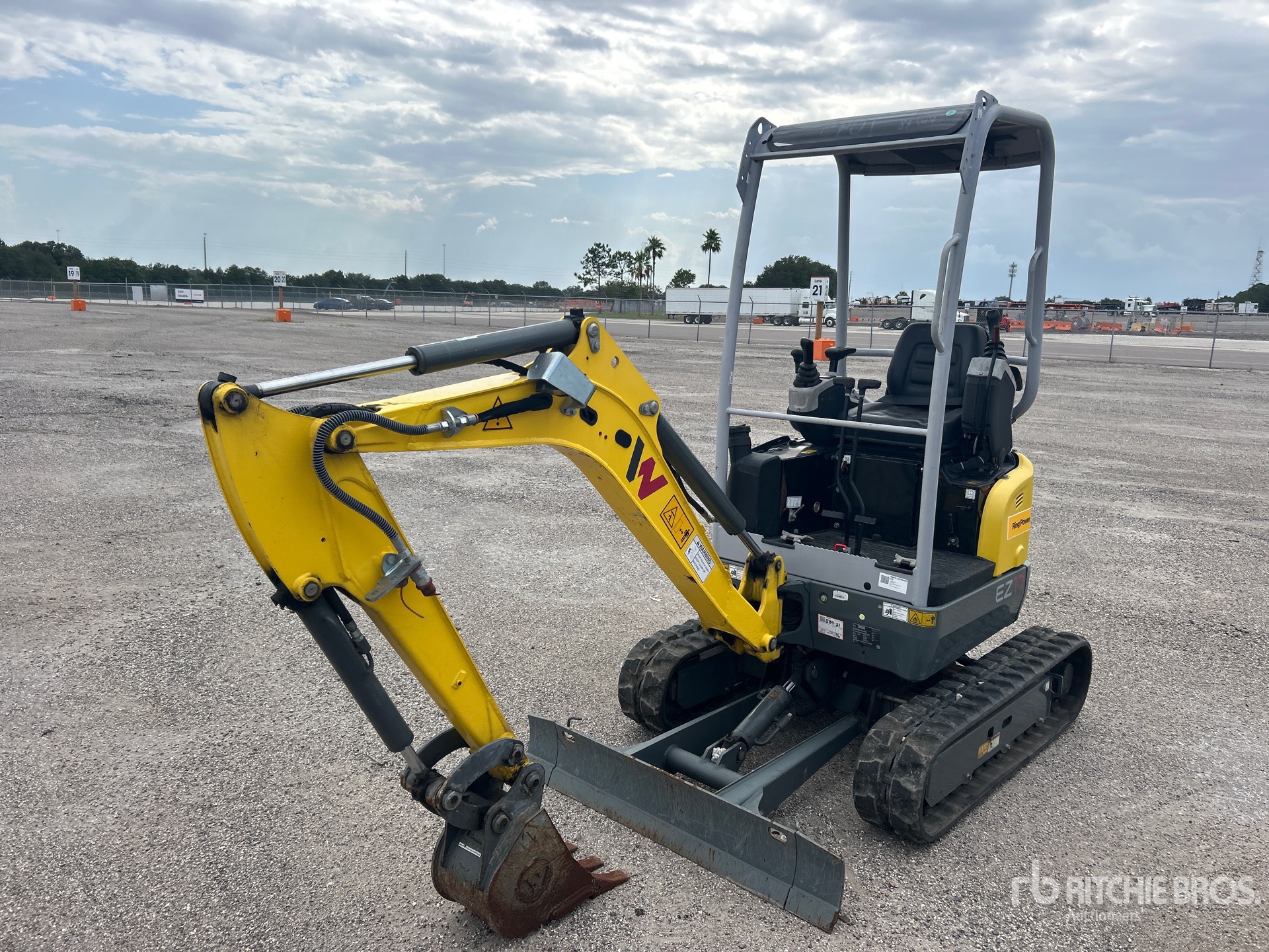 Photo of a 2023 Wacker Neuson EZ17
